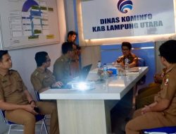 Kadis Kominfo Gunaido Uthama Paparkan Inovasi Pelayanan Publik Digital “Benglapor” kepada Bupati Lampung Utara